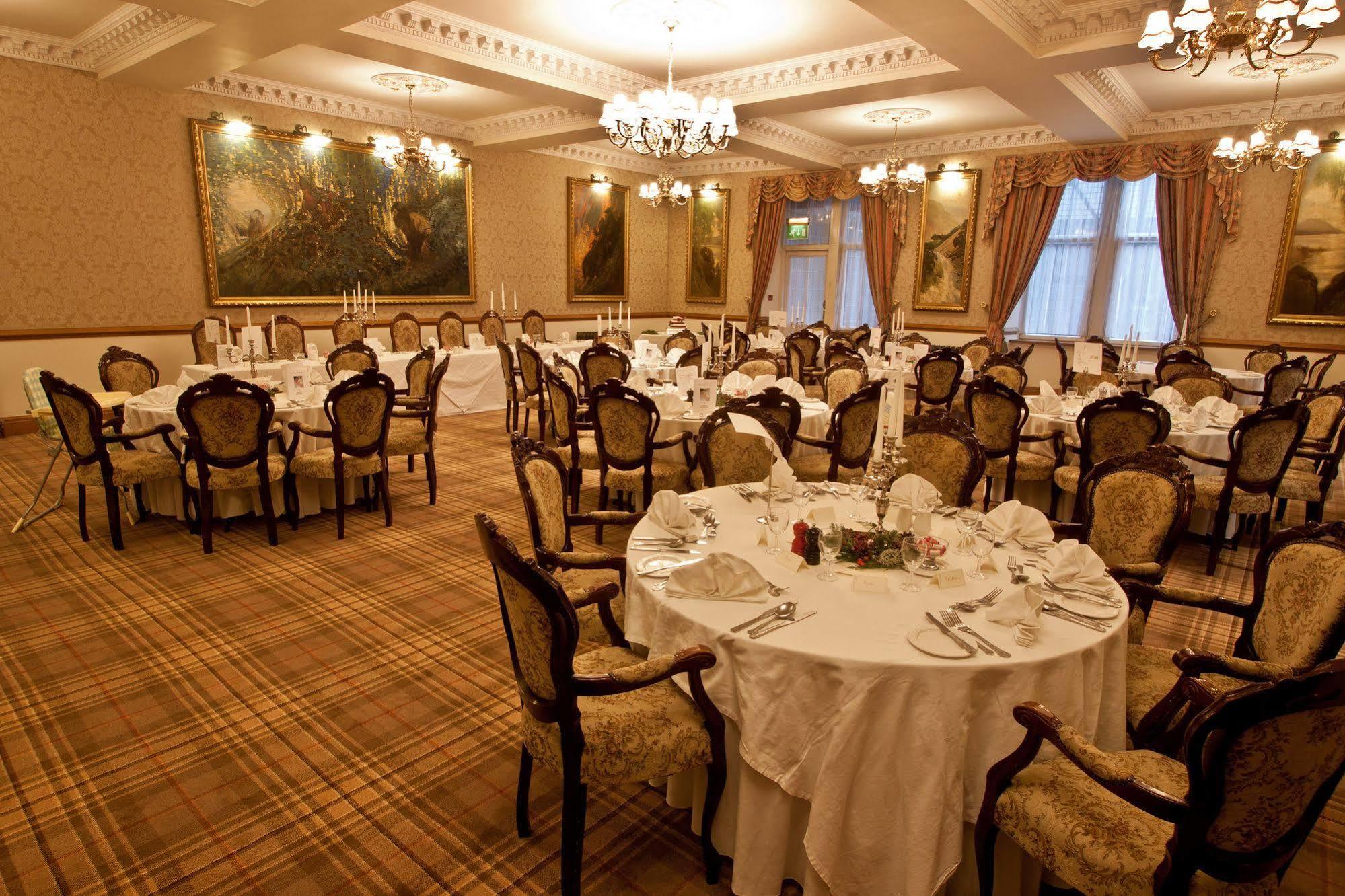 Duke Of Gordon Hotel Kingussie Extérieur photo